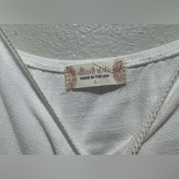 Altar’d State white mini dress, women’s size large. - Picture 4 of 4